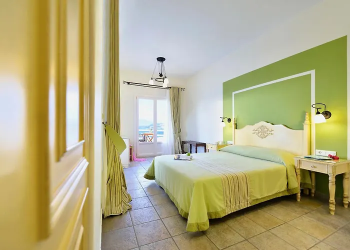 Pelican Mykonos Town