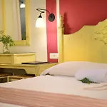 Pelican Hotel