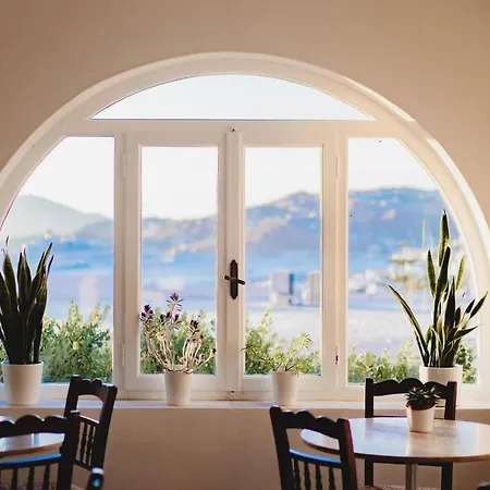 Pelican 2* Mykonos Town