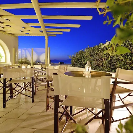 Pelican Mykonos Town