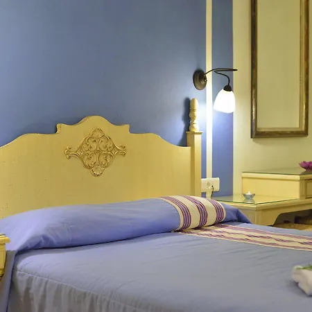 Hotell Pelican 2*