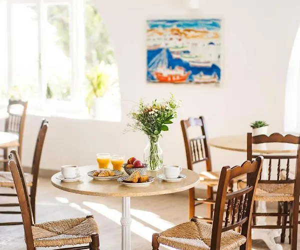 فندق Pelican Mykonos Town